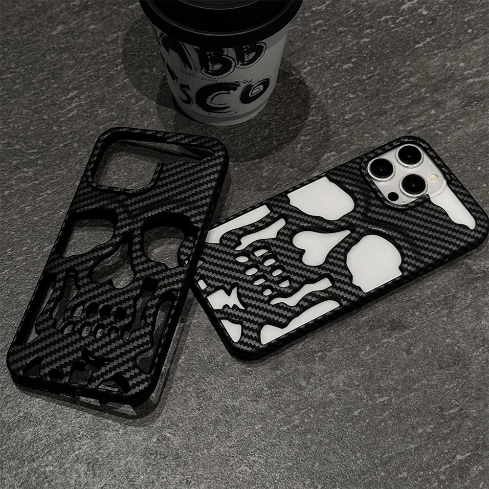 Skull Design Carbon Fiber Phone Case for iPhone Models 5