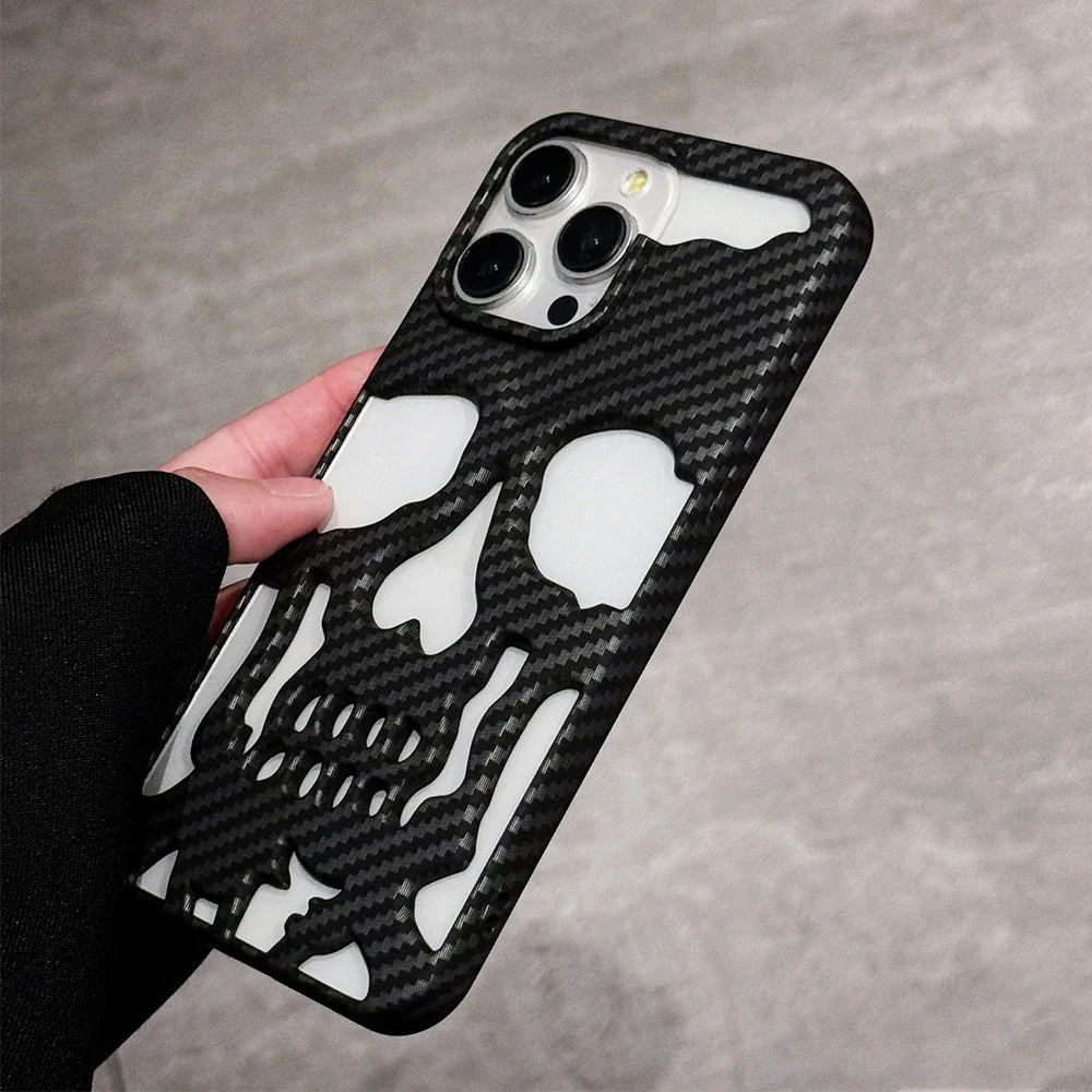 Skull Design Carbon Fiber Phone Case for iPhone Models 6