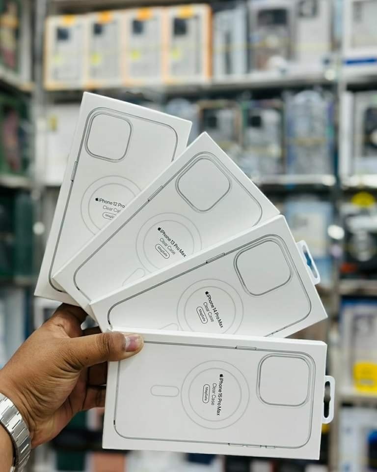 Transparent Anti-Yellowing Phone Case for iPhone Models 3