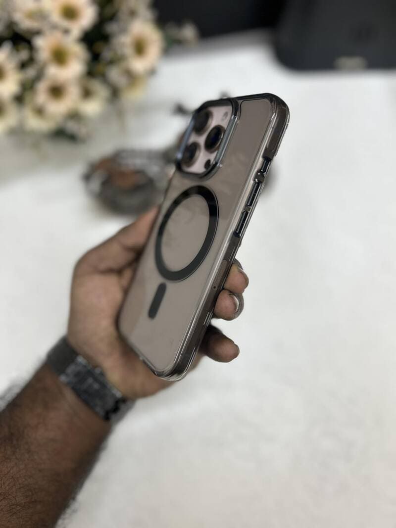 MagSafe Compatible Anti-Yellow Phone Case for iPhone Models 1