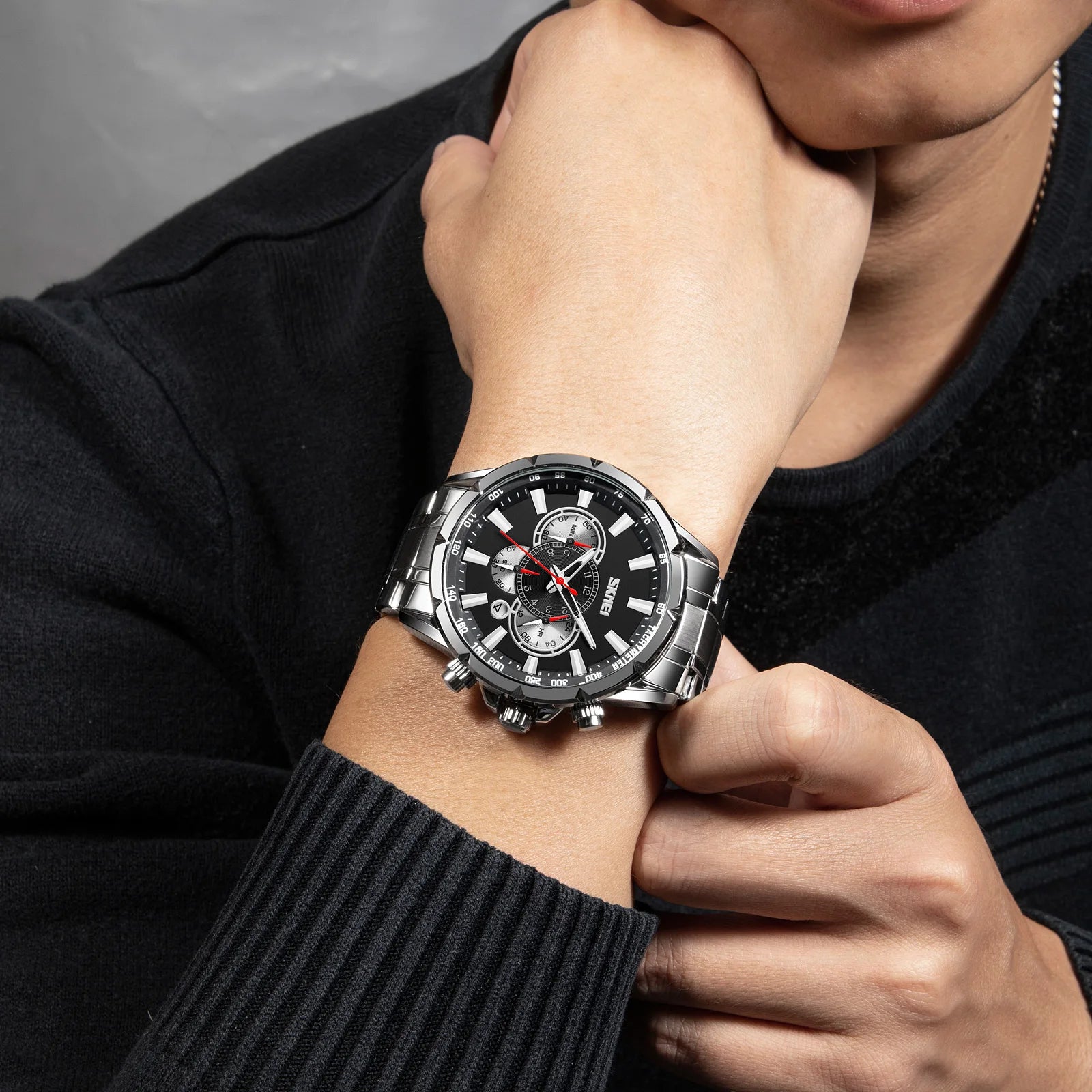 Men's Quartz Watch - High-End, Fashionable 3