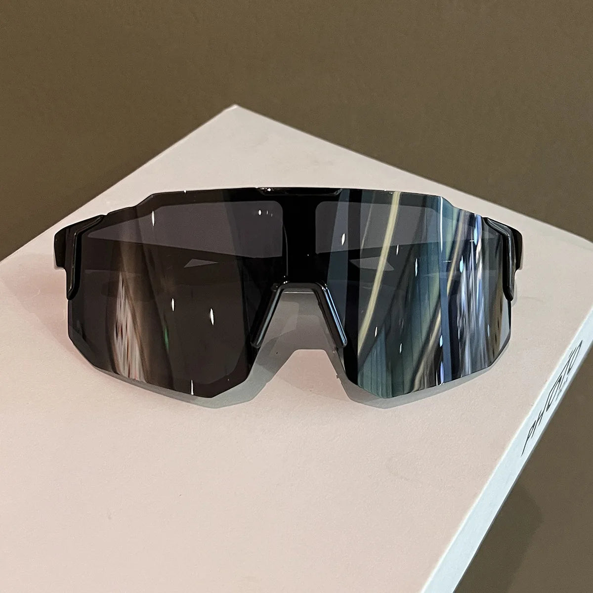 Windproof UV400 Sports Sunglasses for Cycling & Skiing 9